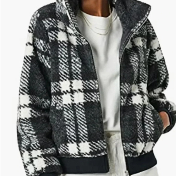 NWT Women’s Teddy Faux Shearling Funnel Collar Jacket - Picture 6 of 8